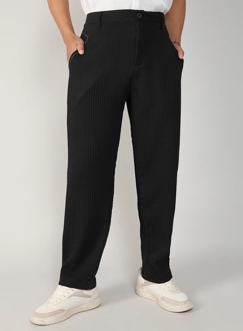 Campus Sutra Men's Onyx Black Textured Graph Check Trousers For Casual Wear | 4 Pockets | Mid- Rise | Button Closure | Trousers Crafted With Comfort Fit For Everyday Wear